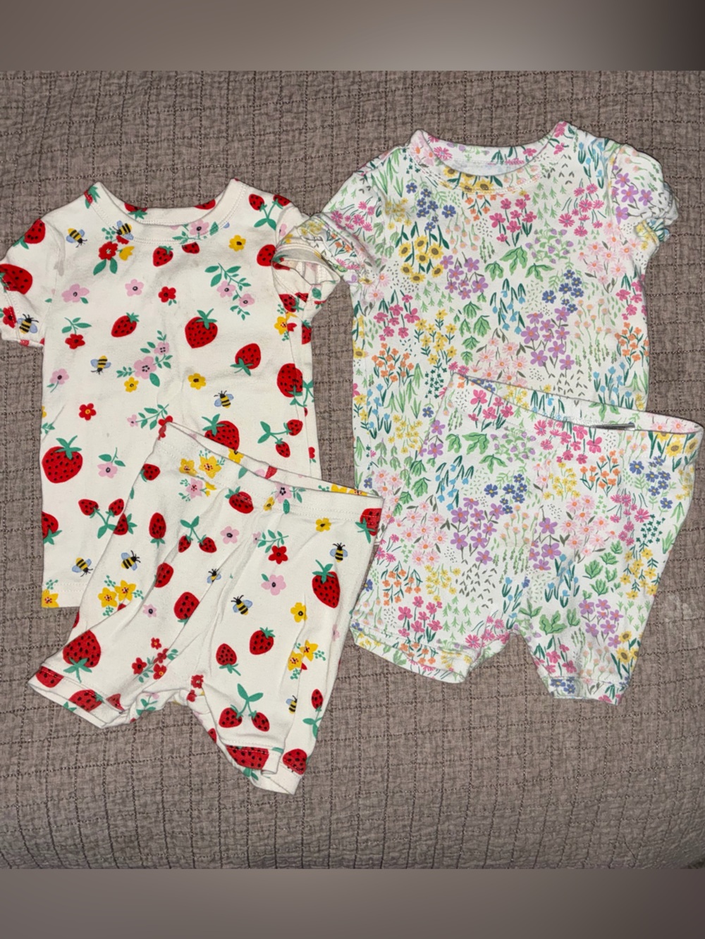 GAP White Kids Short Sleeve Pajama Sets with Strawberry & Floral Prints